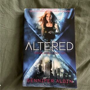 Crewel world series: Altered by Gennifer Albin